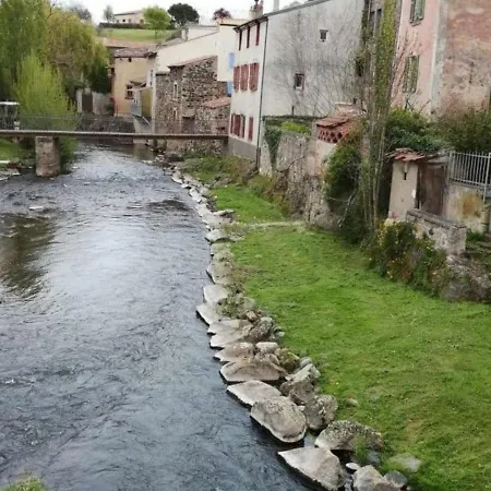 Hébergement de vacances Gîte Champeix, 2 pièces, 2 personnes - FR-1-630-92
