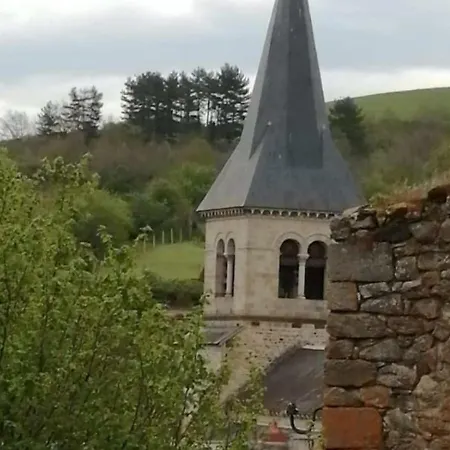 Gîte Champeix, 2 pièces, 2 personnes - FR-1-630-92